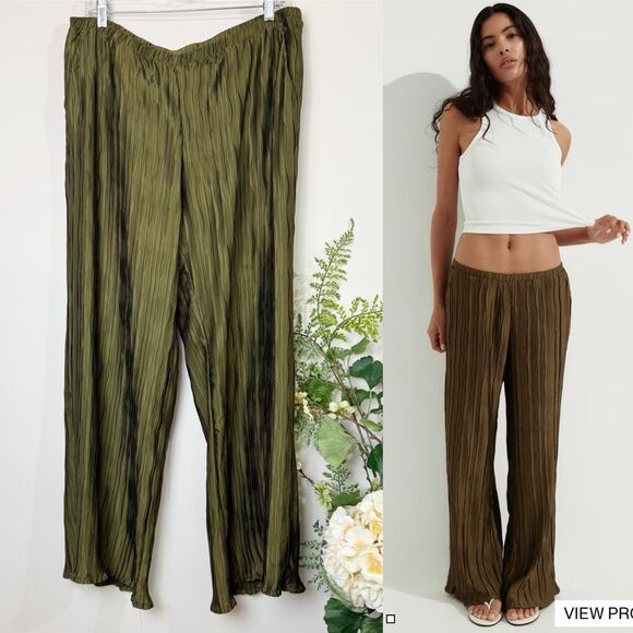 H&M Divided Dark Khaki Crinkled Wide-Leg Pants | Large - Picture 1 of 11
